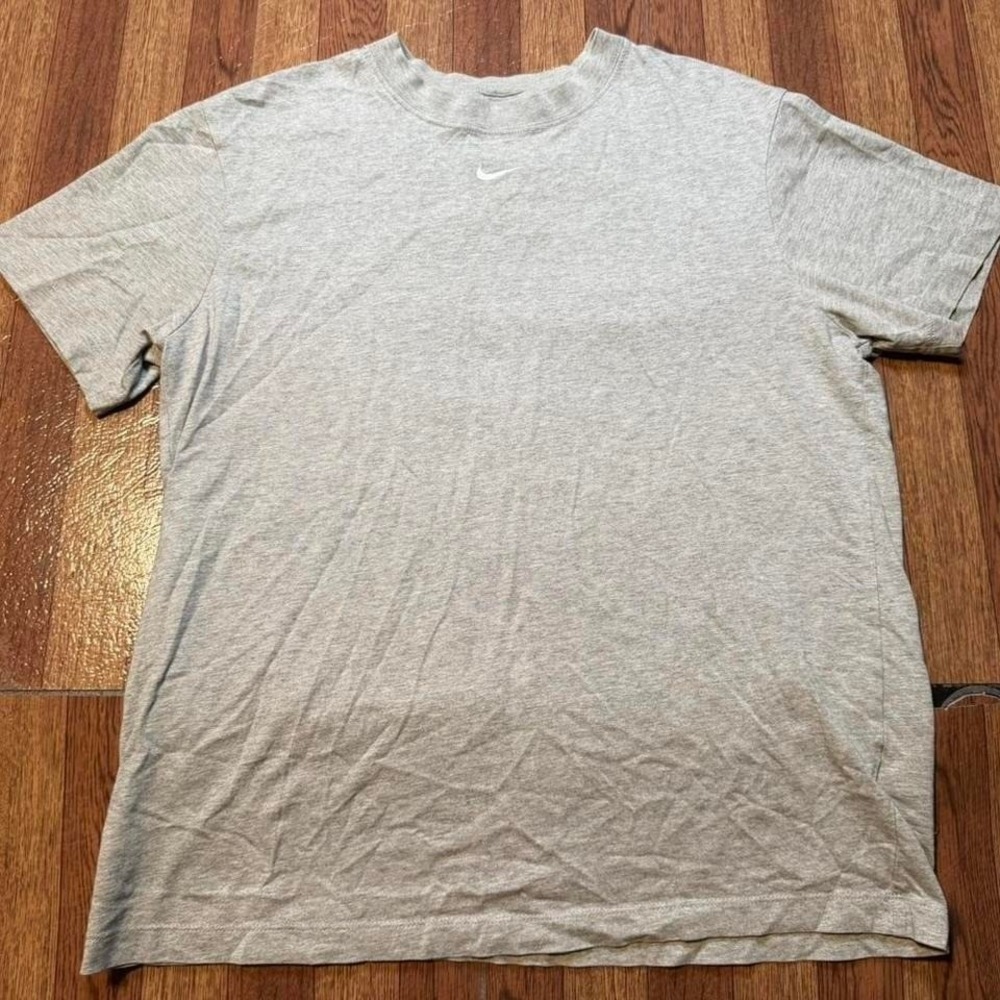 Nike Grey Center Swoosh Retro Tech Sportswear Shirt Small